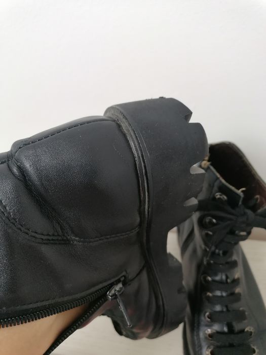 Bocanci mărimea 35, interior 22.5 cm, piele