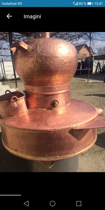 Vând cazane de țuică din cupru alimentar capacitate de 230 de litri