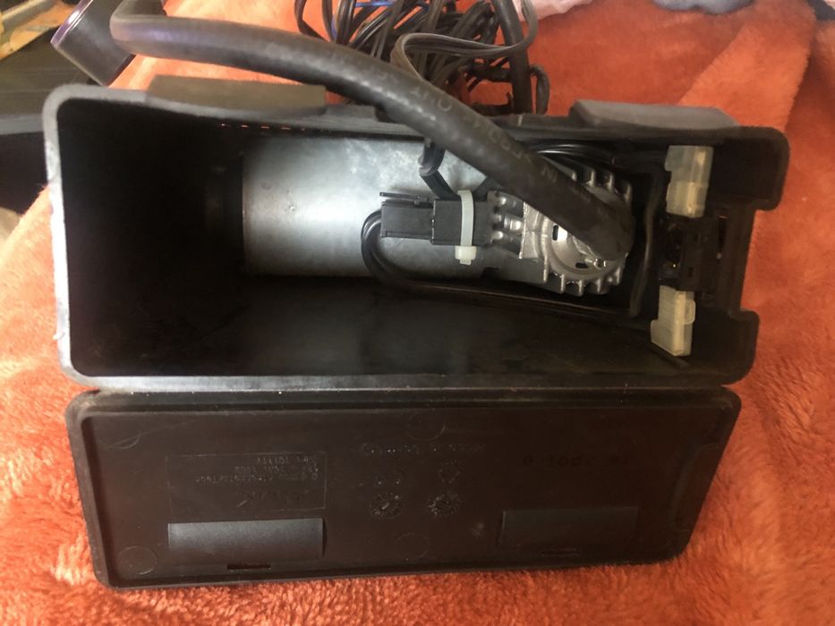 Mercedes компресор за гуми Made in Germany-за БУС,ДЖИП, лека кола