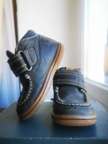 Детские осенние кожаные ботиночки 22 размера