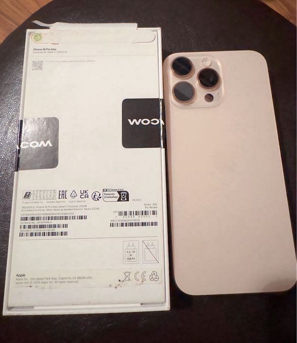 iPhone 16 Pro Max Desert Titanium 256 GB