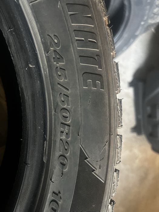 Авто шины . R20