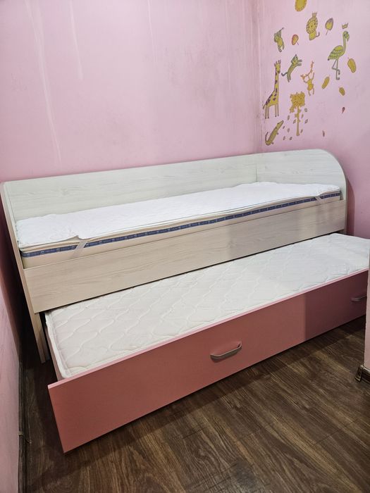 Двойно легло тип сандвич