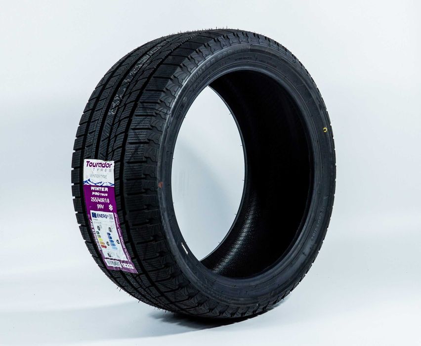 255/40R18 99VXL  Tourador PRO TSU2  Зимние шины