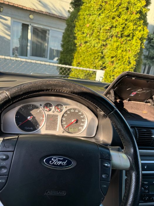 Ford Galaxy 1.9 TDI – 2005 – Impecabilă – 2150€ Negociabil