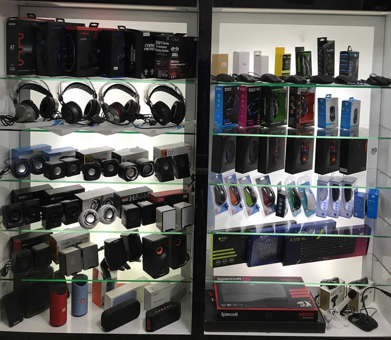 Мониторы для менеджеров (display) с гарантией.