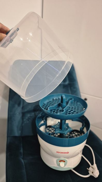 Sterilizator electric pentru 6 biberoane