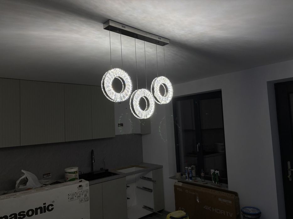 Montez Candelabre, banda LED interior/exterior, lustre LED