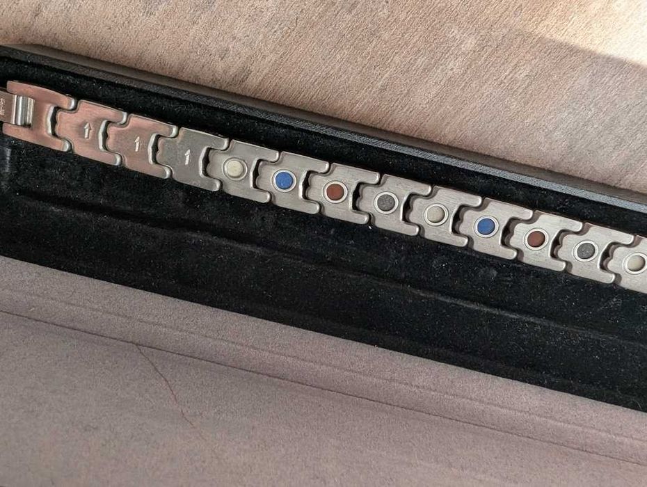 Магнитна гривна за високо кръвно налягане Vision 23 карата злато