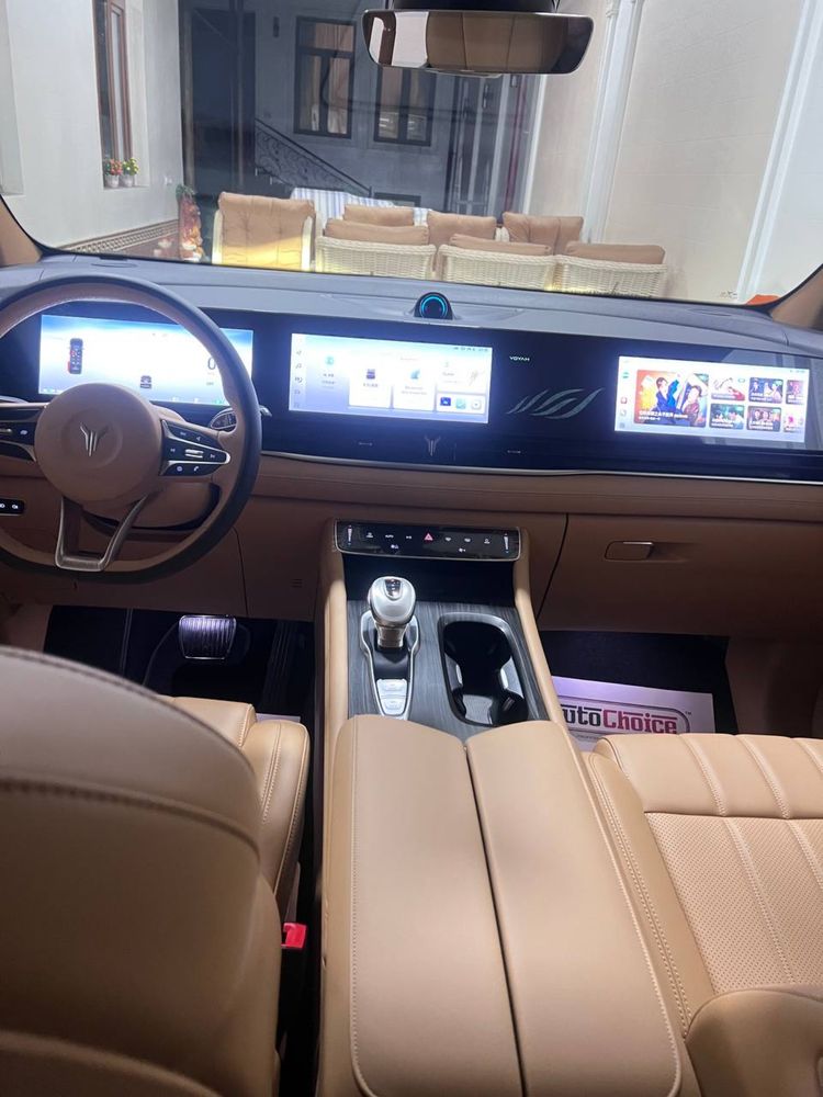 Voyah Dreamer Flagship Hybird 1300km СРОЧНО