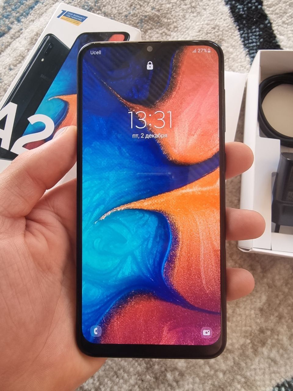 Samsung A20 sotladi