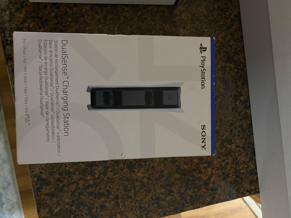 Продаю PlayStation 5 в отличном состоянии