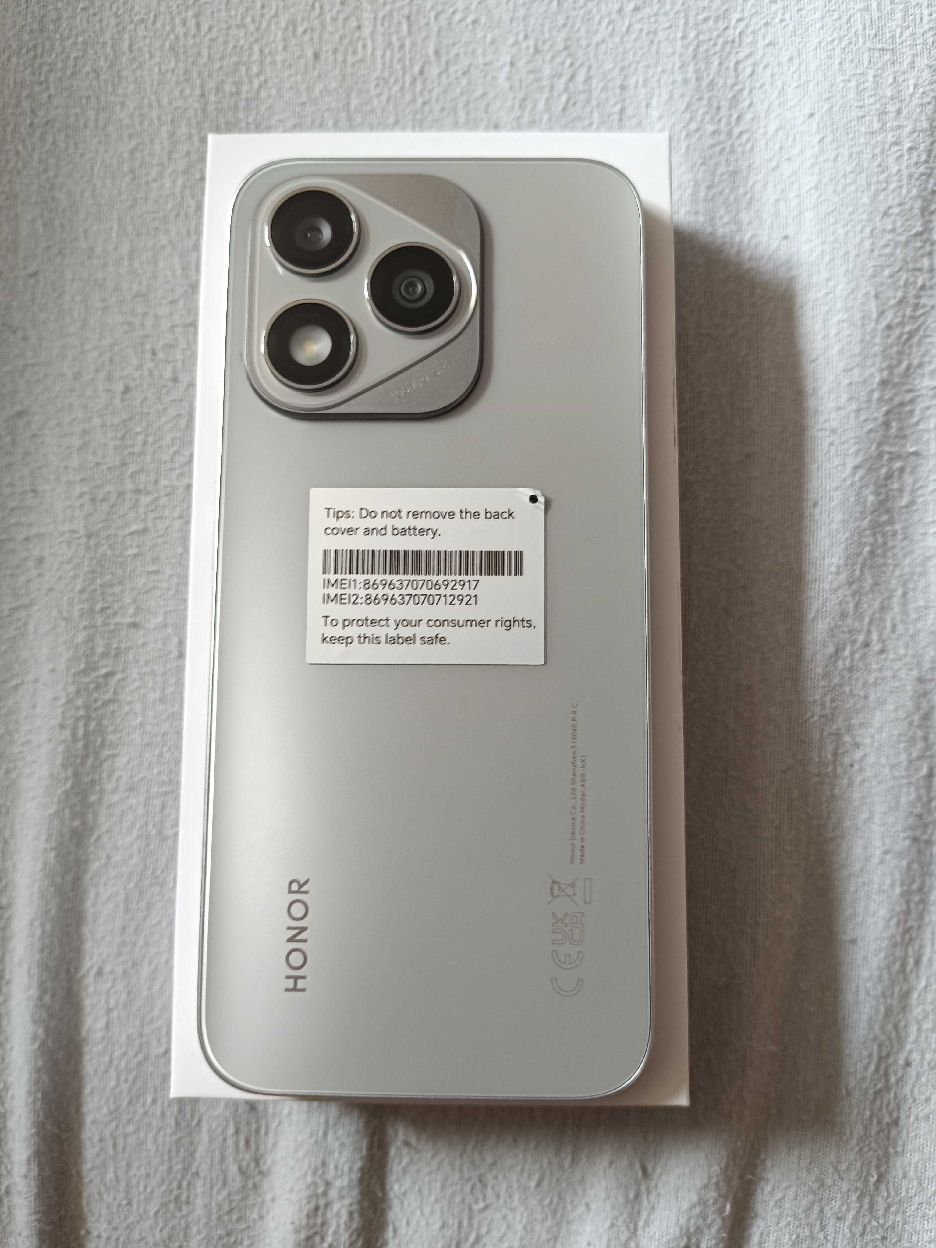 Продавам Honor 400 lite 8 ГБ