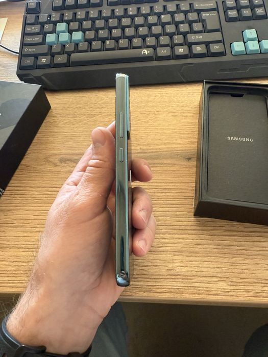 Samsung S22 bine intretinut