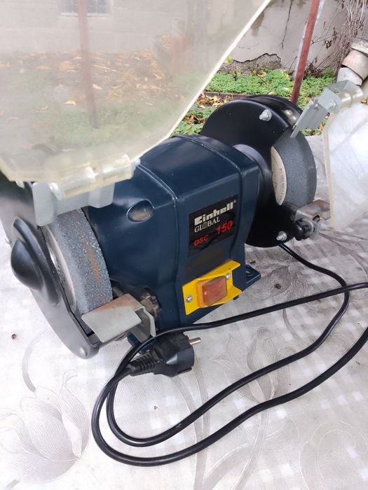 Шмиргел настолен с камъни почти нови