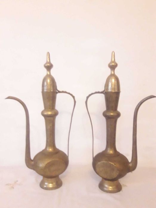 Carafa cu capac din alama gravat manual