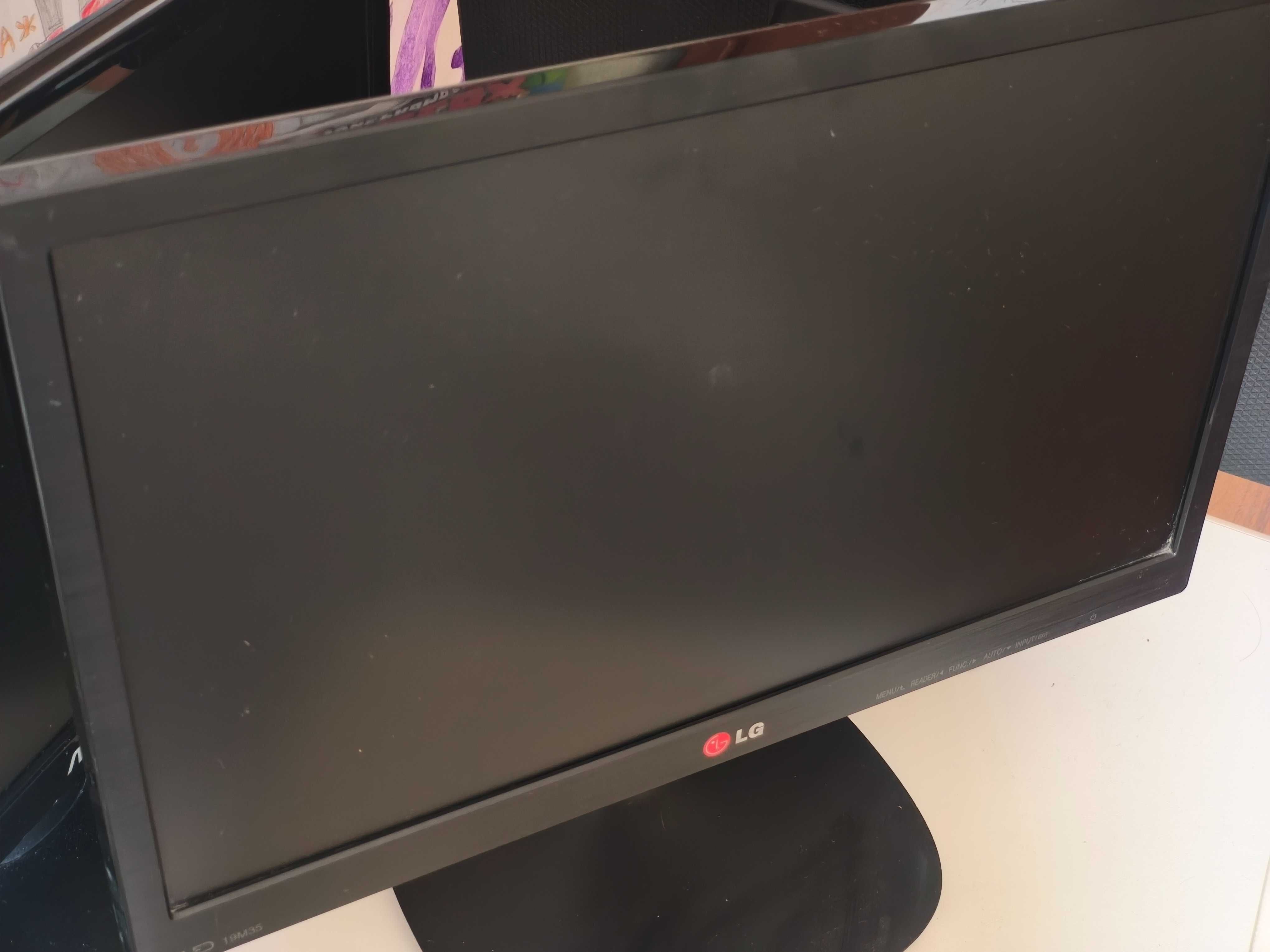 Монитор LG 18.5" 19M35A LED