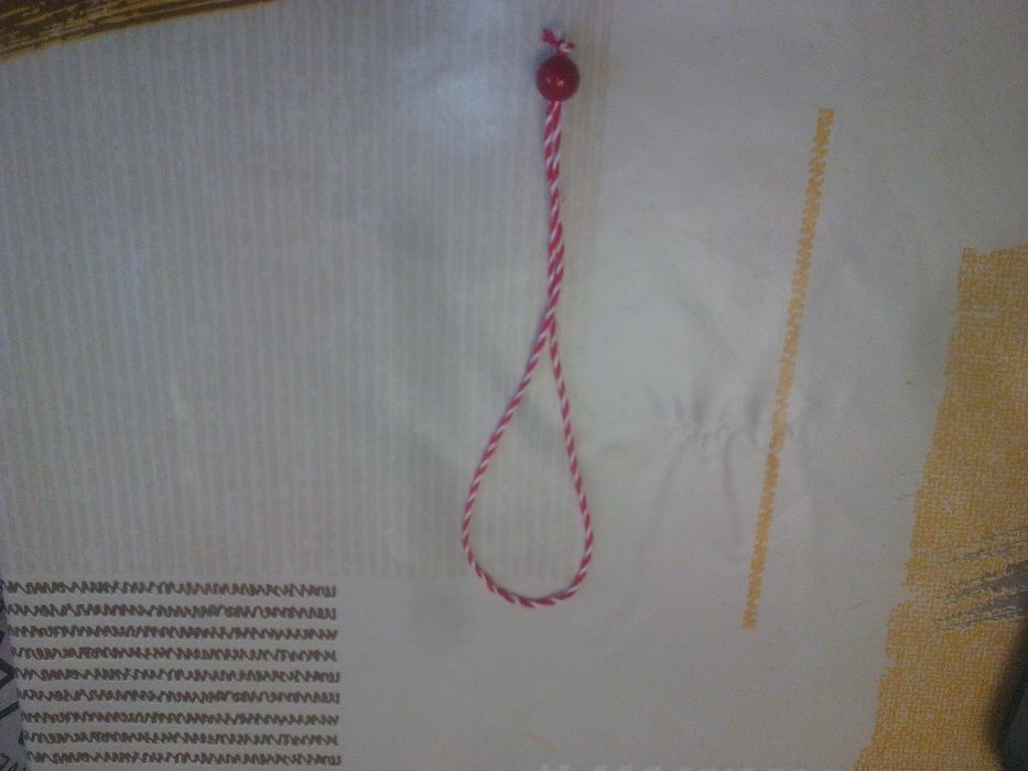 Ръчно направени мартеници