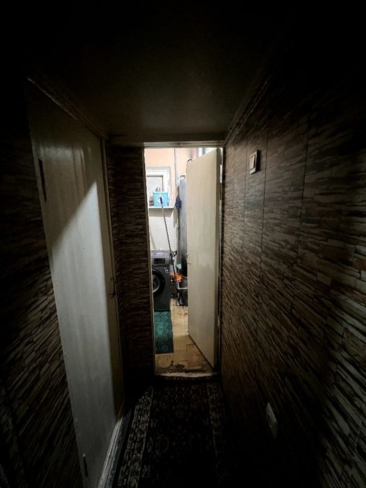 Uy sotiladi 1 xonali arzon va shnam