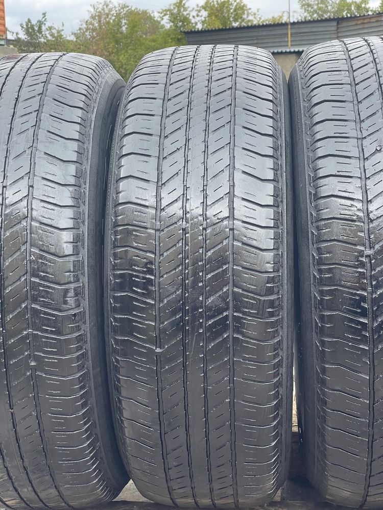 265/65/17 комплект Bridgestone