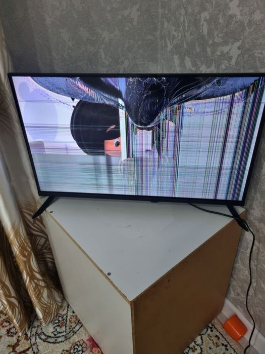 Продам телевизор