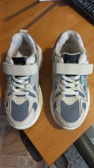 Продам красовки на девочку, подойдёт и на мальчика