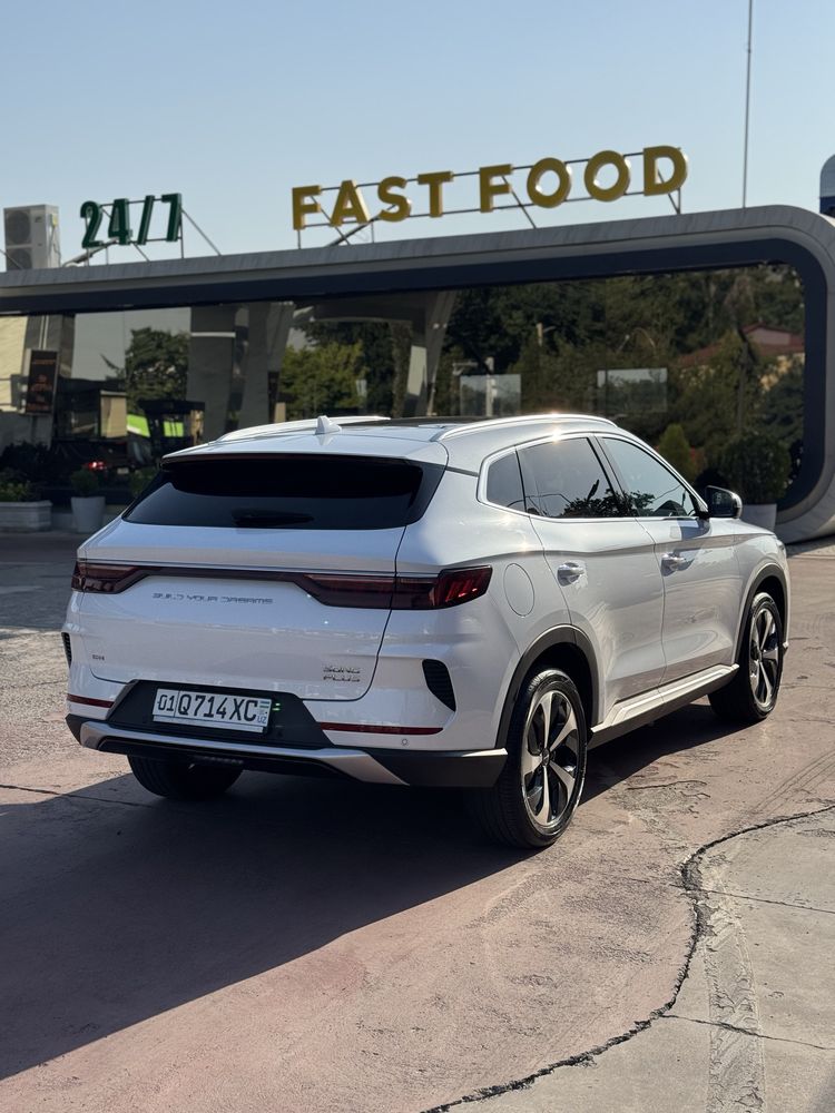 BYD Song Plus гибрит