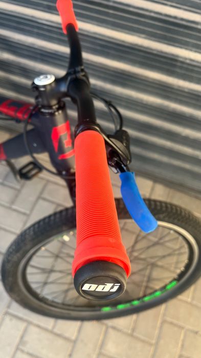 Drag C2 колело за дърт пъмп трак