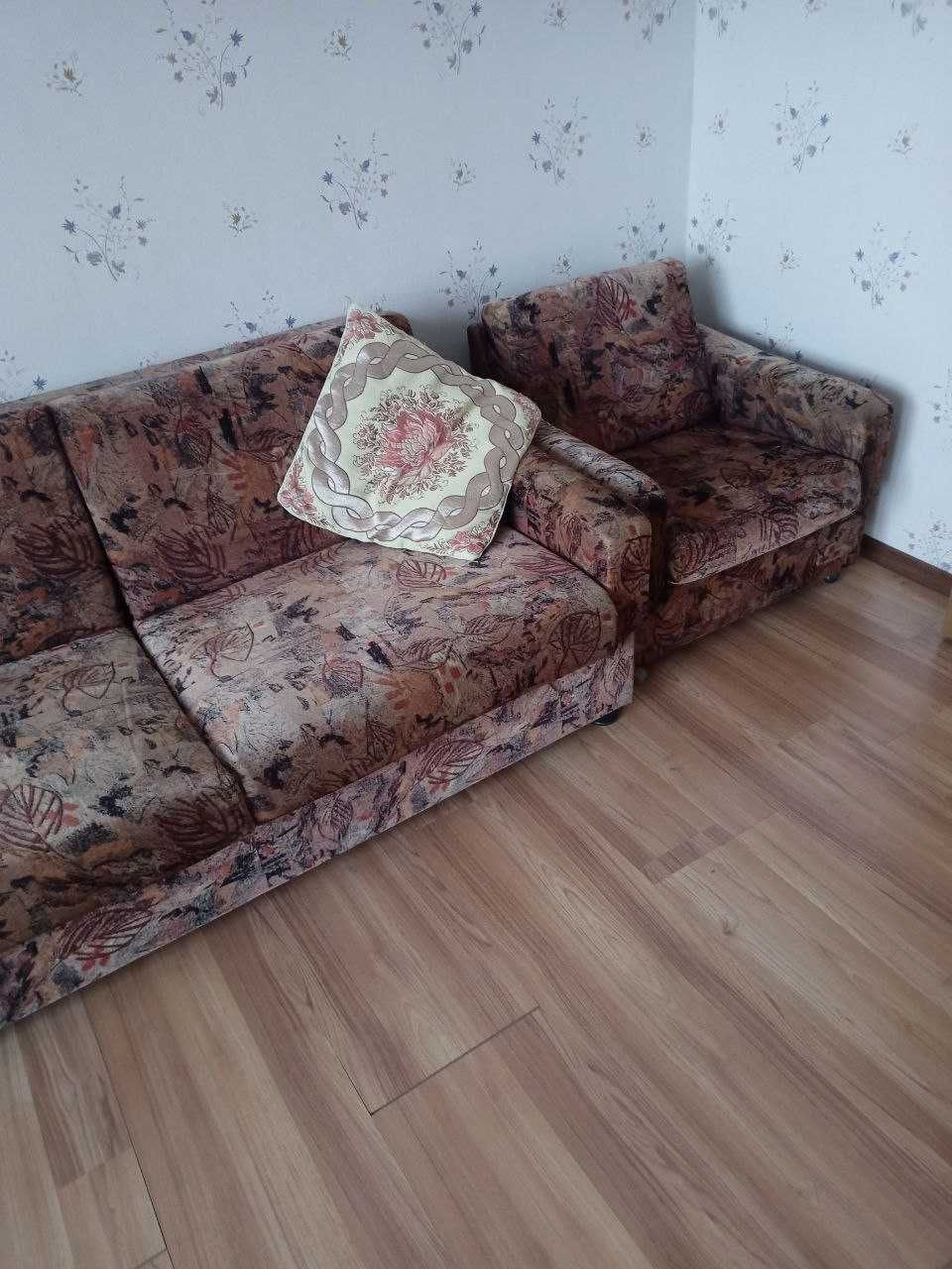 Набор мебели, 1 диван, 2 кресла