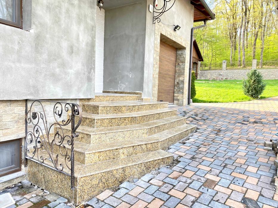 Granit pentru scari exterioare