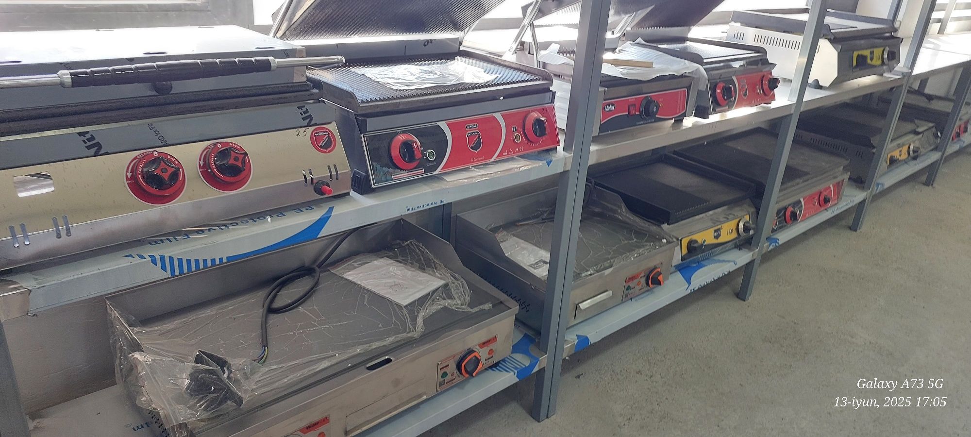 Vaflinitsa toster elektronniy