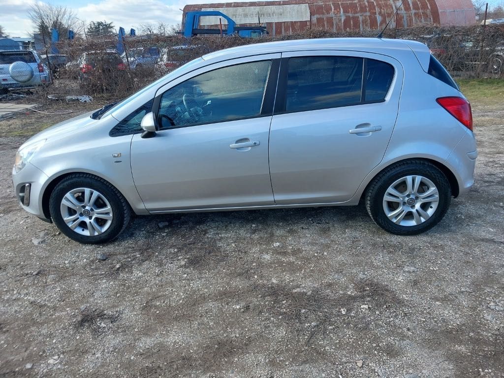 Opel Corsa  1.4i