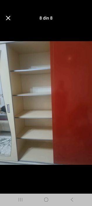 Vând dulap, comodă  și  două  noptiere!