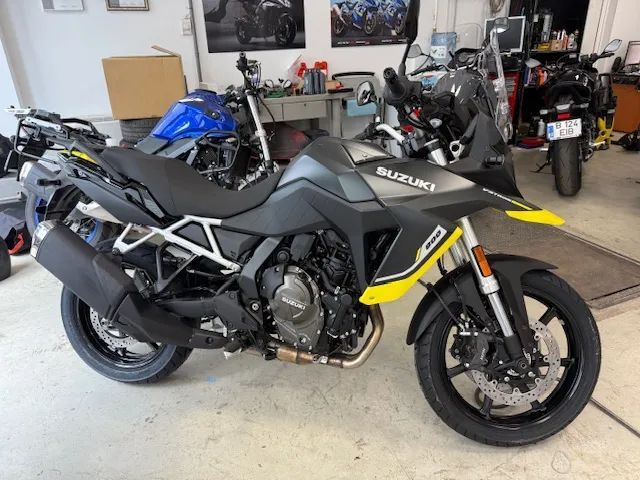 Suzuki V-Strom 800DE Suzuki V-Strom 800 *(RE/SE) Dageco Moto