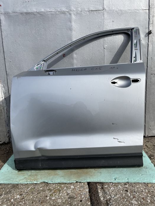 Предна лява врата за Mazda CX5 Мазда ЦХ5  2017-2022г