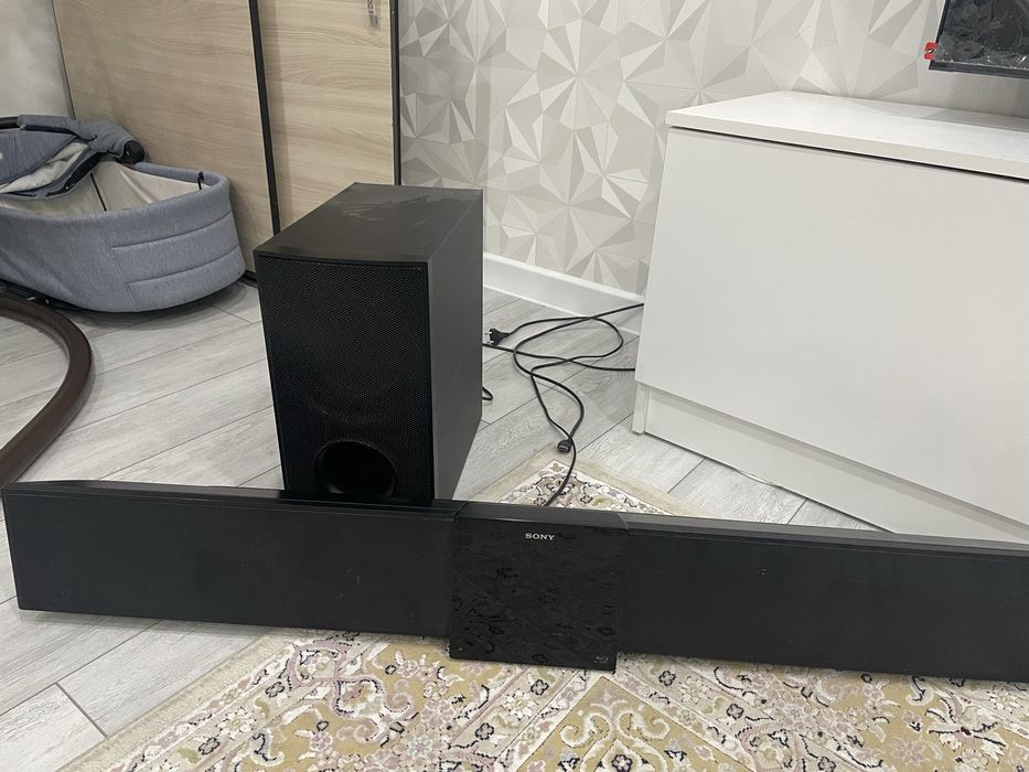 Акустическая музыка, кинотеатр