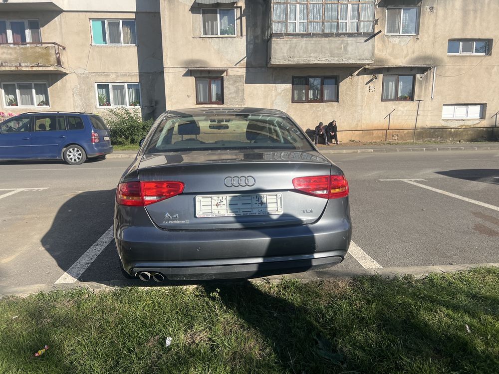 Se  vinde audi a4 recent adus