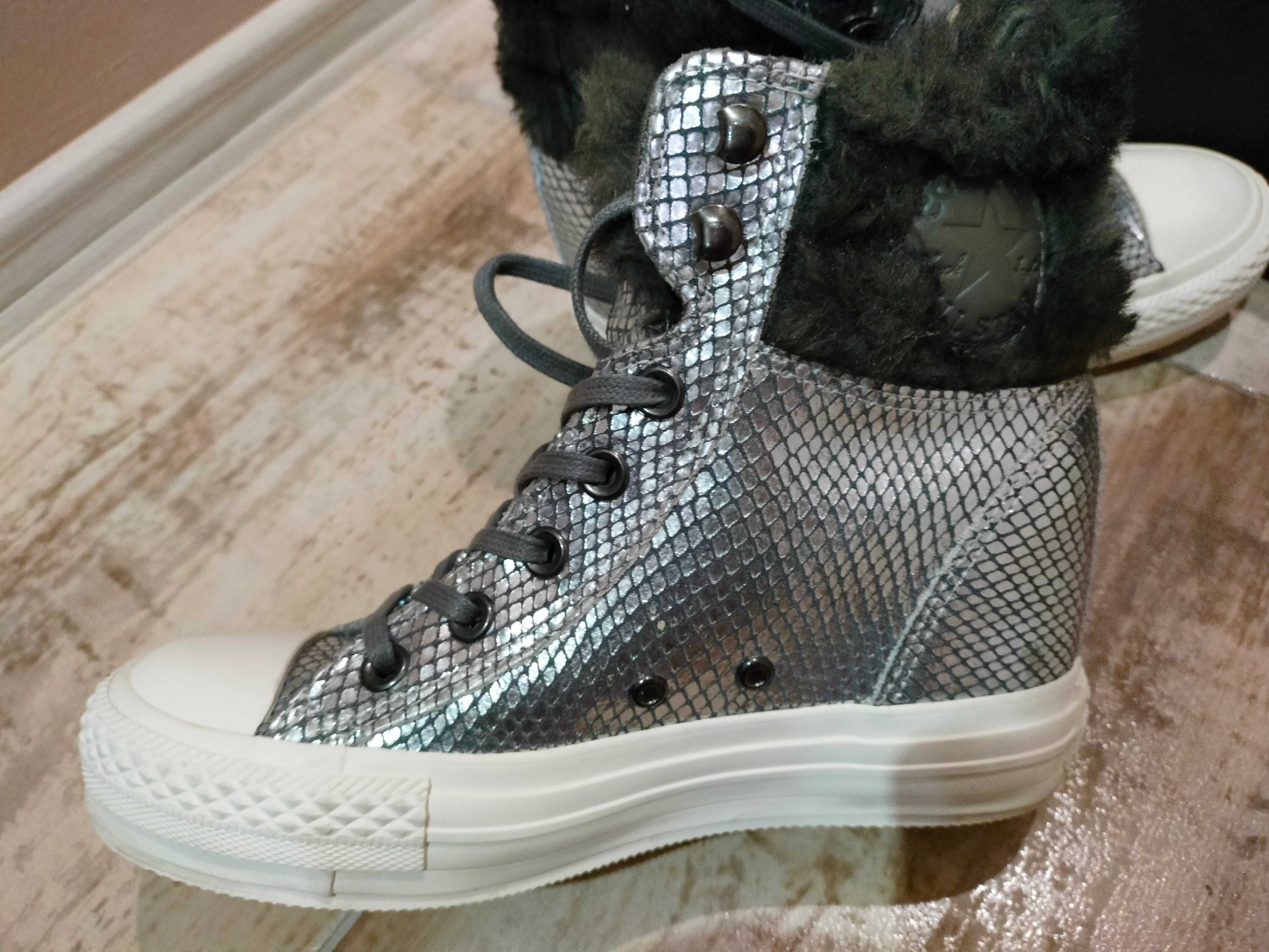 Кецове Конверс/ Converse със скрита платформа.