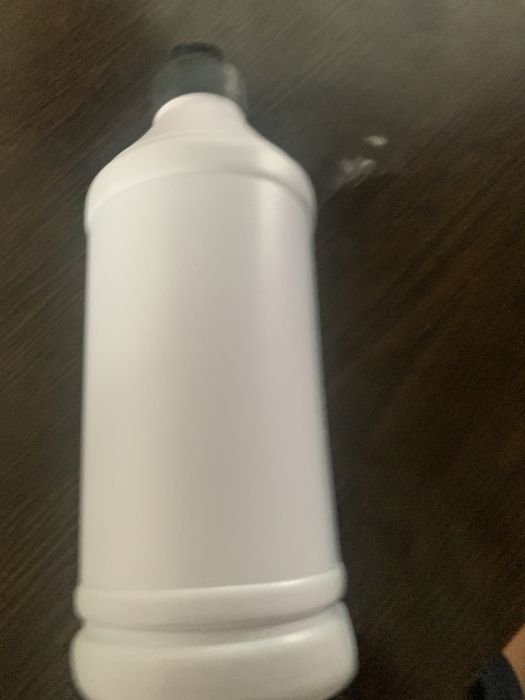 Заливаю герметик в велокамеры