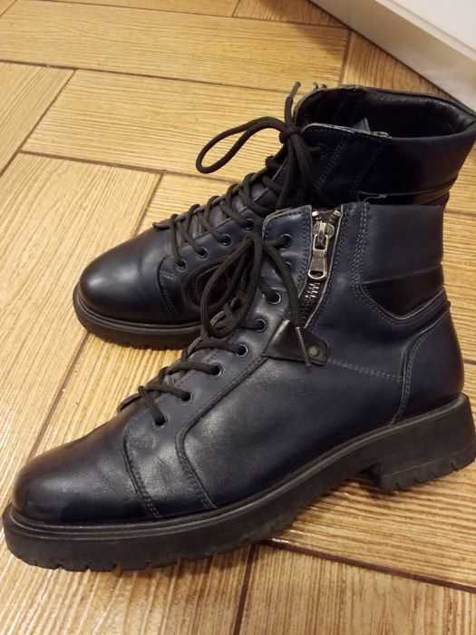 Ghete piele naturala mărime 38.