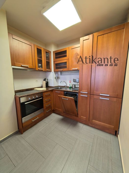 Дава се под наем Тристаен апартамент в София, Иван Вазов - 102 кв.м за 1200 € - Снимка #2