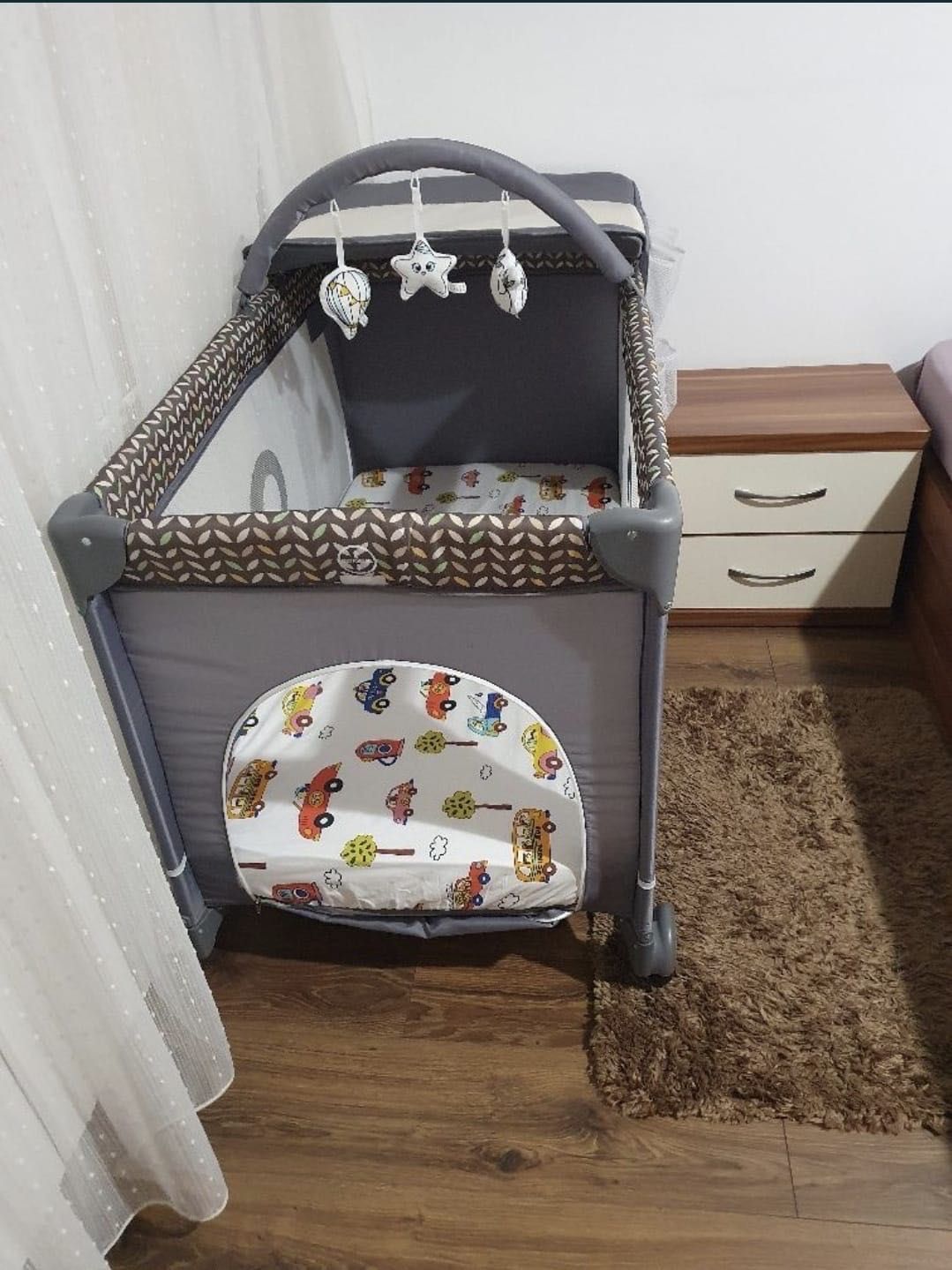 Vand patut bebe + saltea nuca de cocos