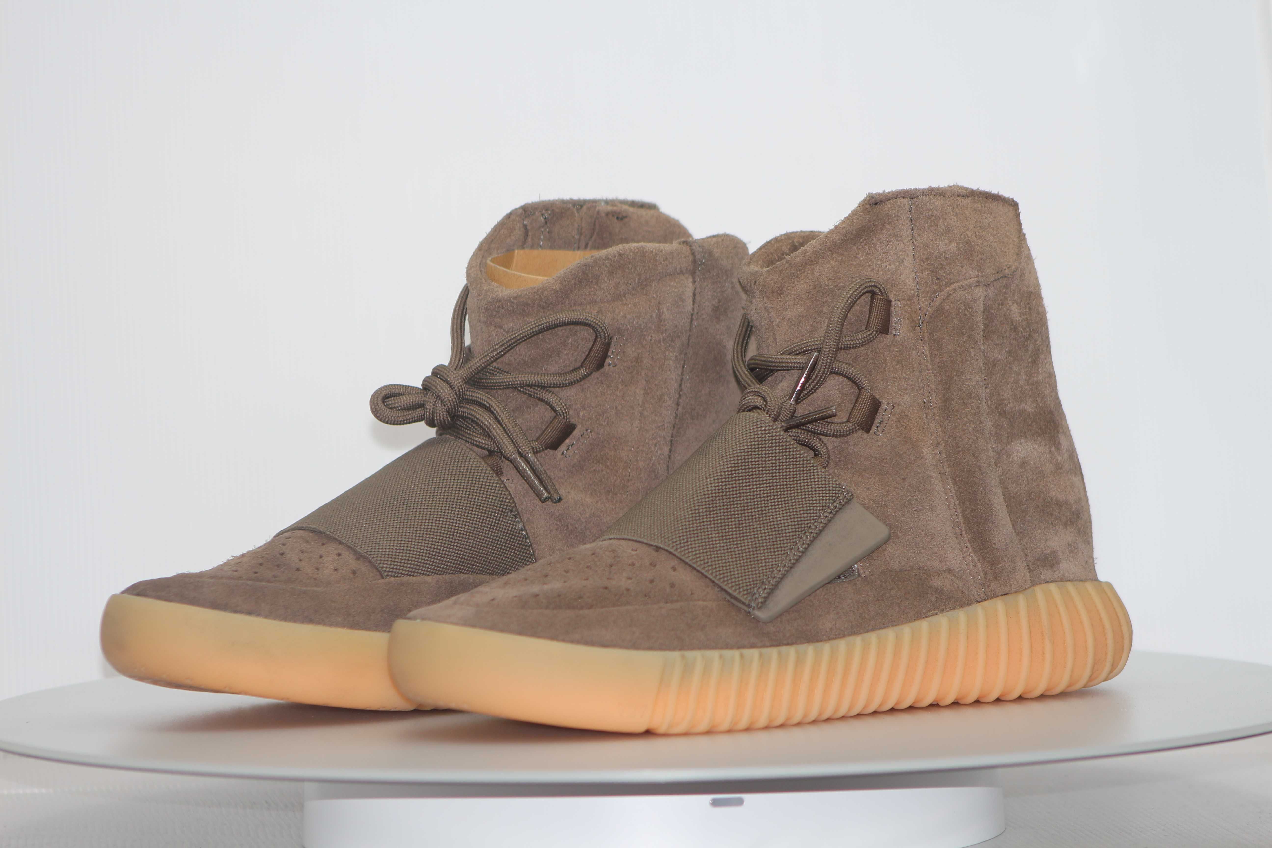 Yeezy Boost 750 Light Brown Gum size UK8 EU42 NEW