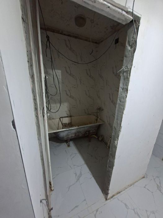 Продается квартира , Ахмад дониш , Юнусабад 13 квартал 2/3/4