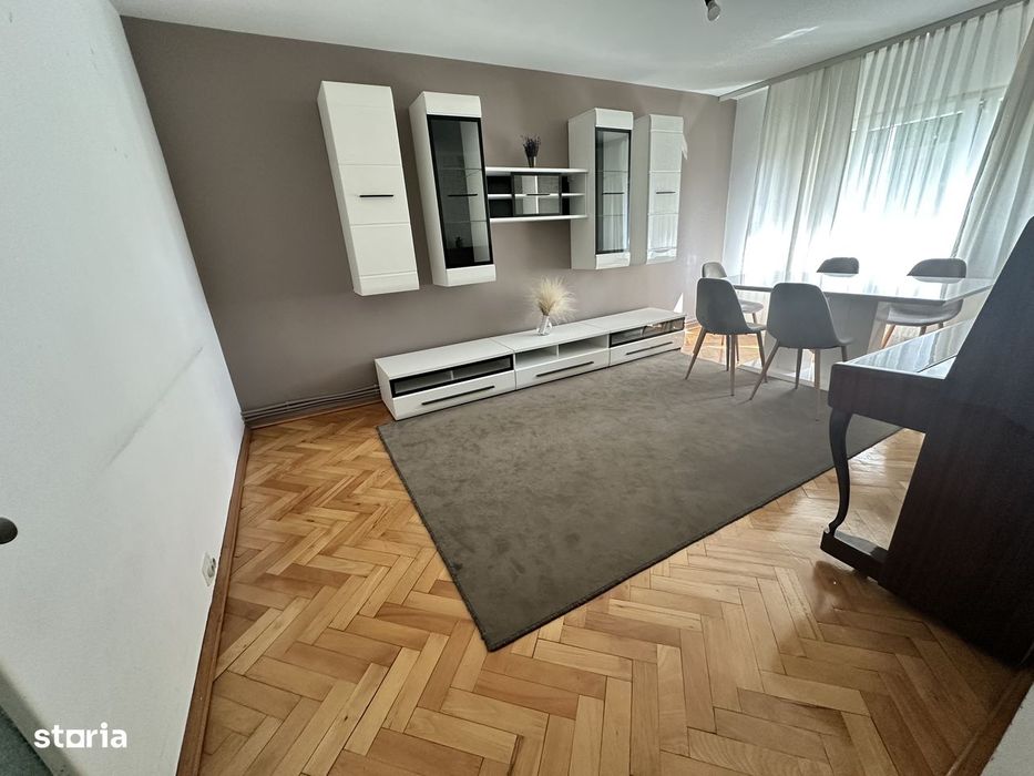Apartament de vanzare cu 4 camere, 83mp, zona sub Stadion, Alba Iulia