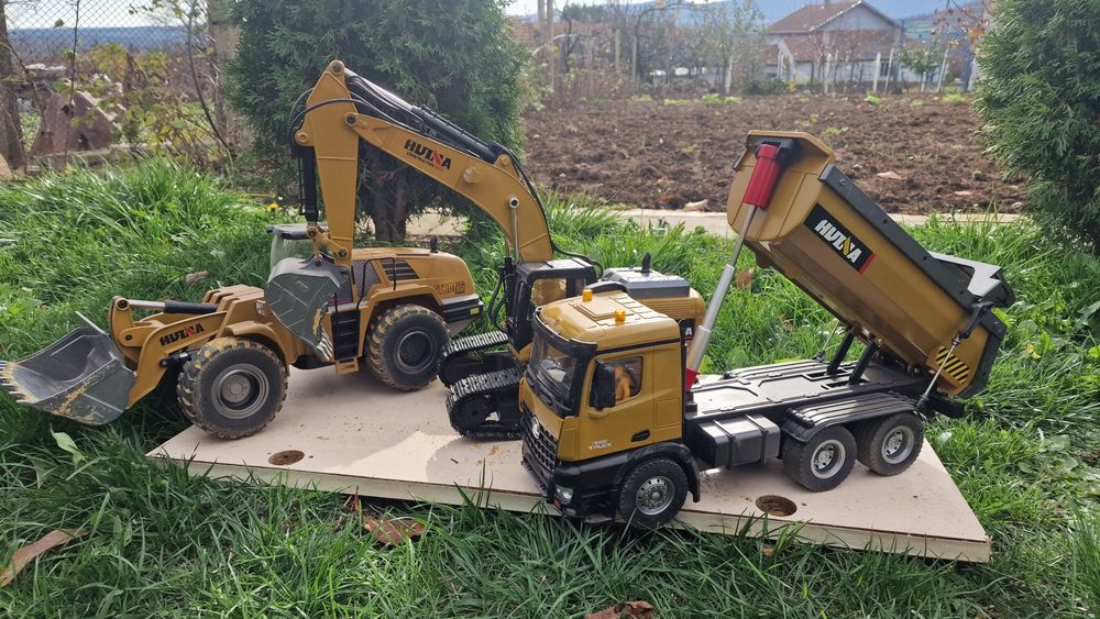 Комплект RC HUINA 1:14 – багер, самосвал и челен товарач