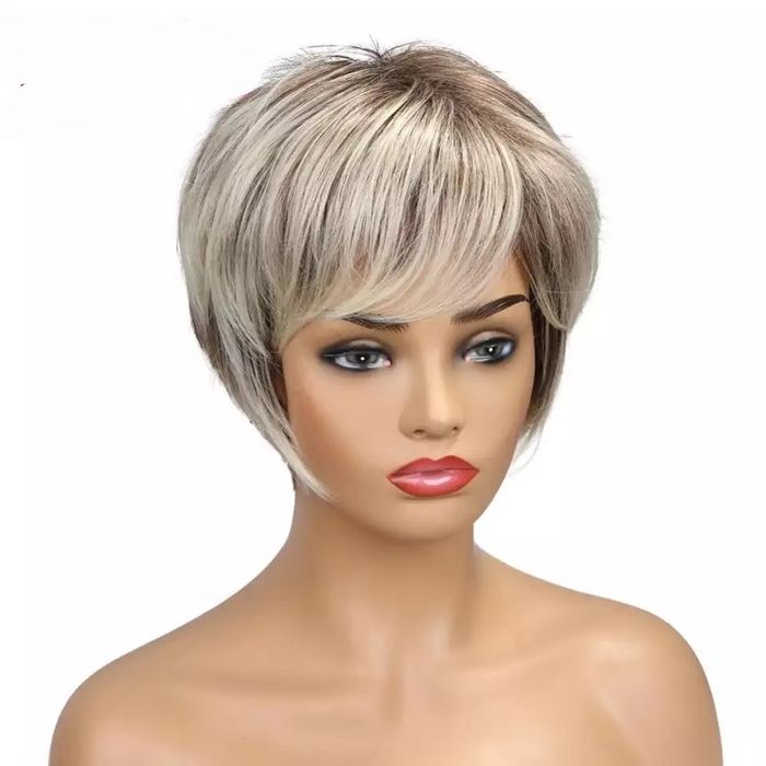 Peruca T15 Blonda scurta bob breton suvite blond deschis par scurt gri