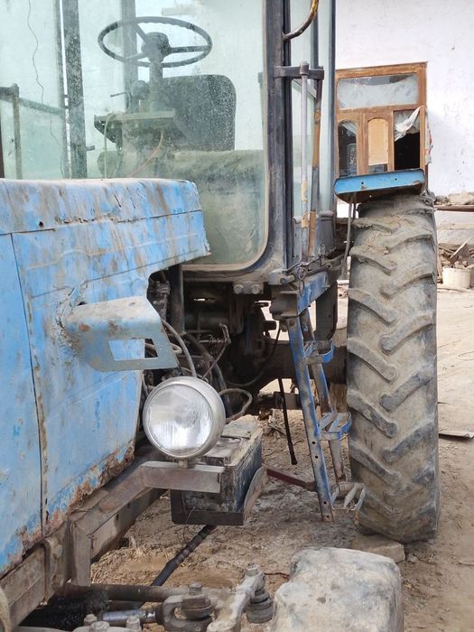 TTZ 80 Traktor holati juda yaxshi holatda