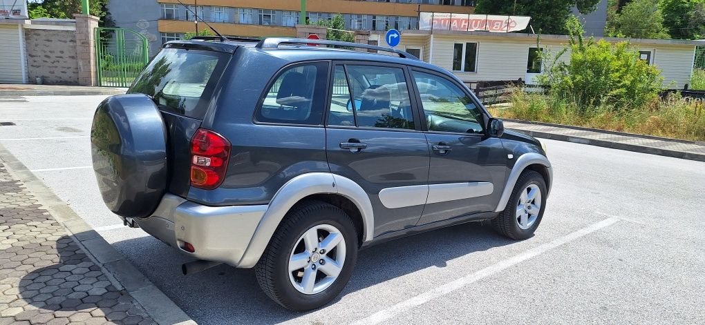 Toyota Rav4-D4D-4X4