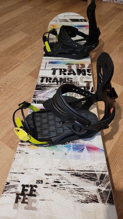 Placa snowboard TRANS 159 cu legături HEAD